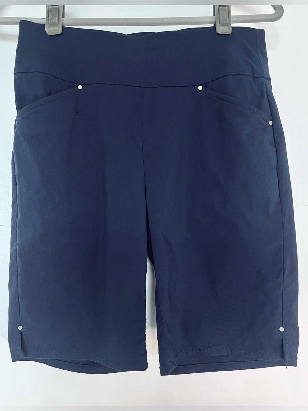 INC International Concepts Navy Blue Pull On Shorts Bengaline Studded Mid Rise 0